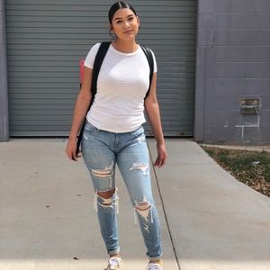 Meet your Posher, Joy